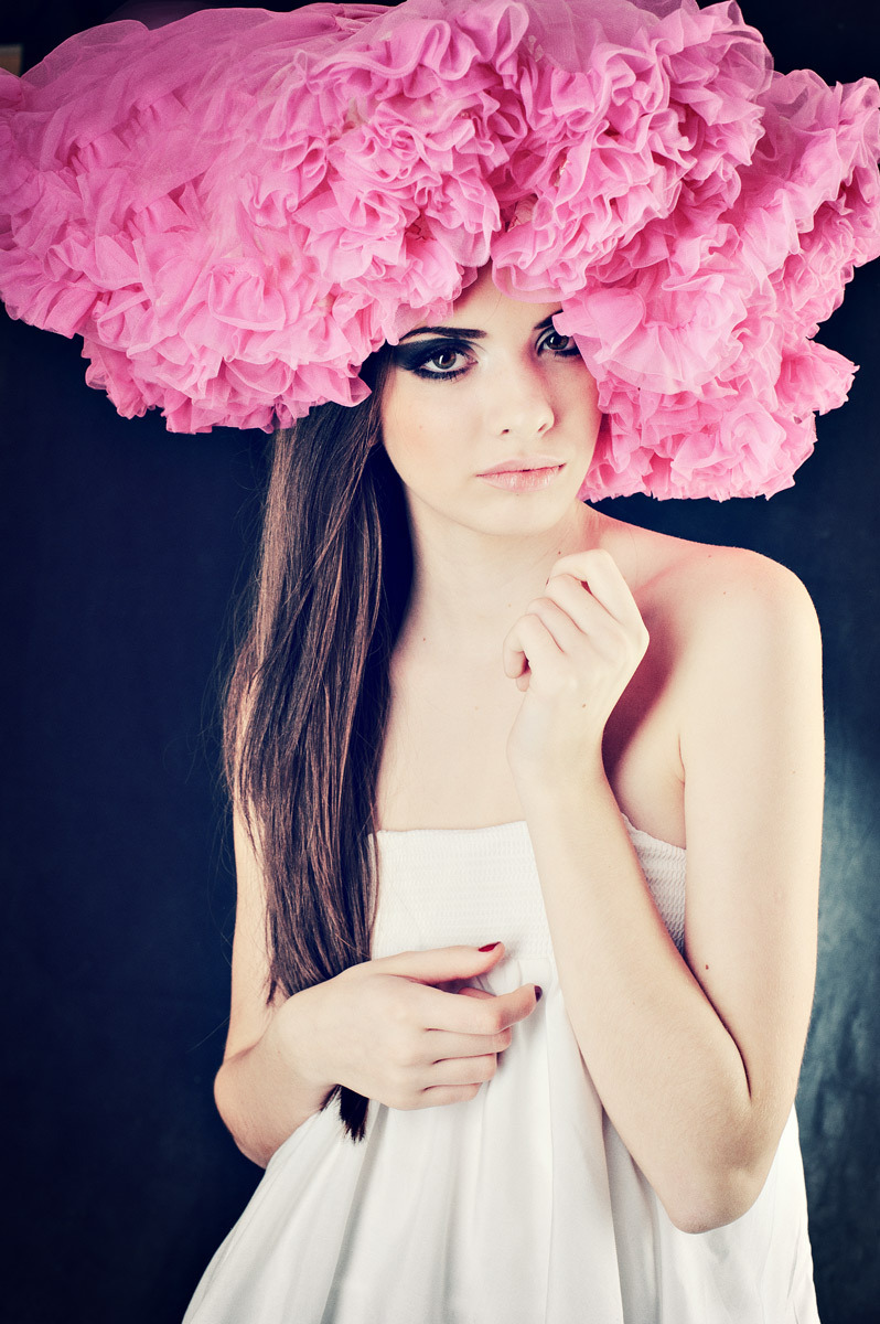 Huge pink hat | huge hat, long hair, light skin