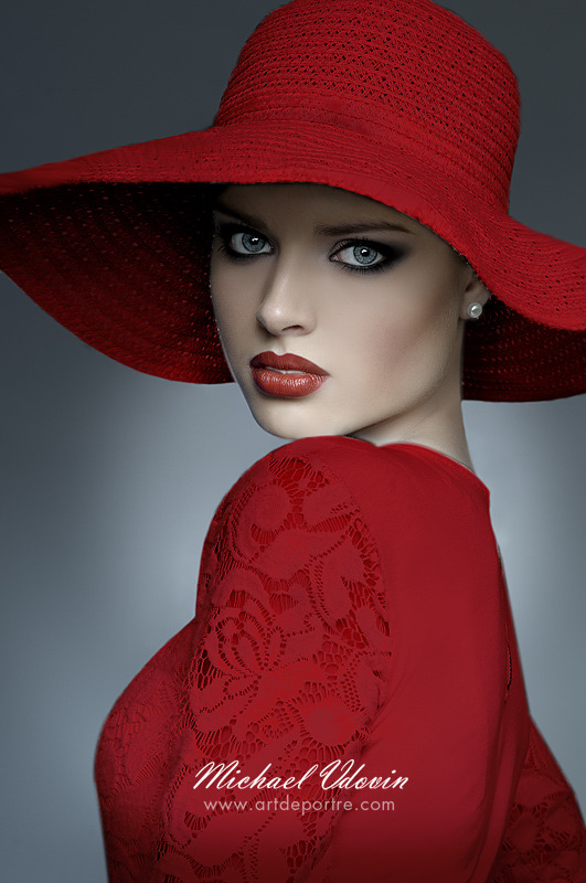 All is red | cartweel hat, red lipstick, red dress, perfect skin