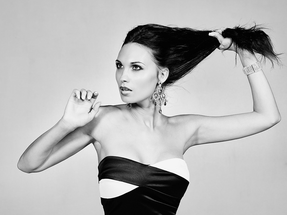 Black-white portrait of woman | ute, brunette, dress, hand, hair, woman, portrait, ear-ring , black-white, hold