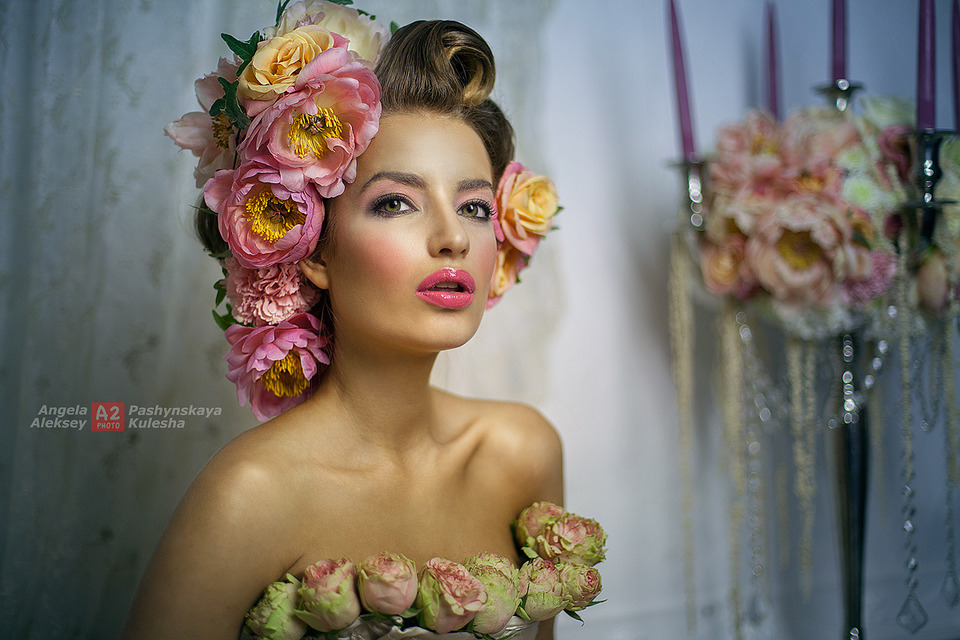 Wearing flowers | flowers, candles, red lipstick, fat lips