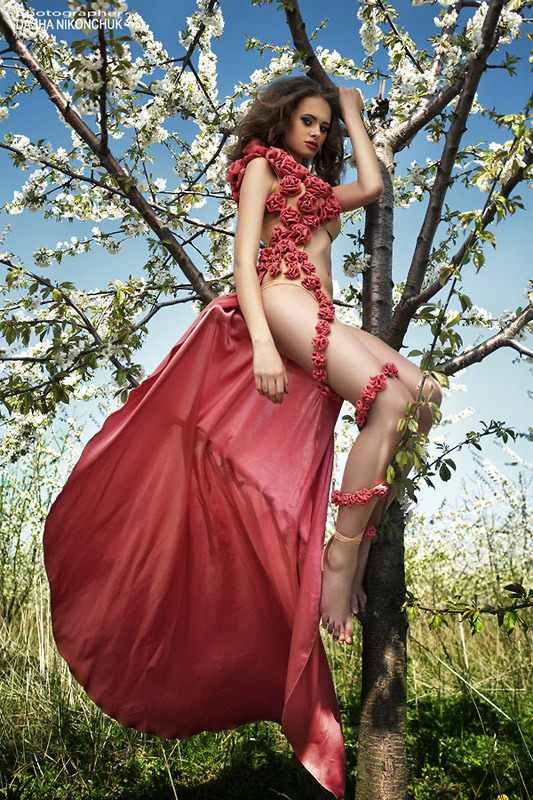 Girl and blossomed tree | glamour, model, girl, make-up, hair-do, dress, tree, blossomed, garden, spring